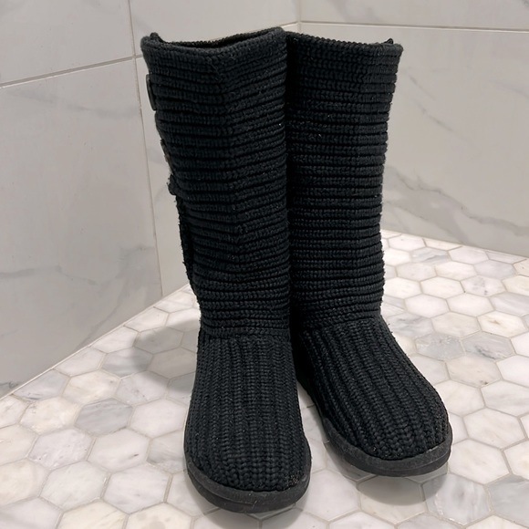 UGG Classic Cardy Wool Knit Black Fold Over Slouchy Boots Shoe Kids Size Y4 - Picture 3 of 17